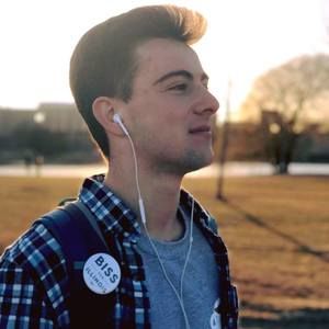 Meet your Posher, Alex